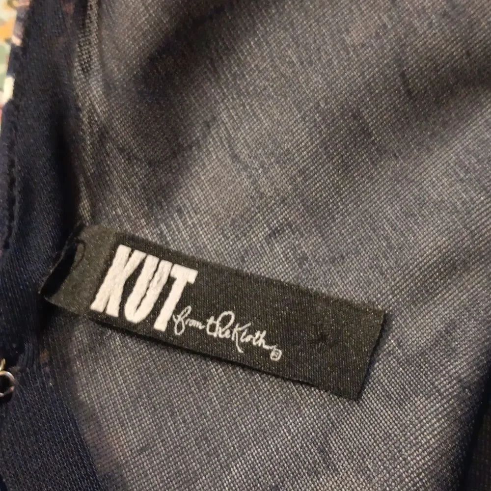 Kut From The Kloth Navy Floral Dress. Cottagecore. Dark Floral - Picture 6 of 7
